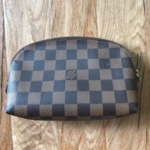 Louis Vuitton Brown Checker Zipper Bag
