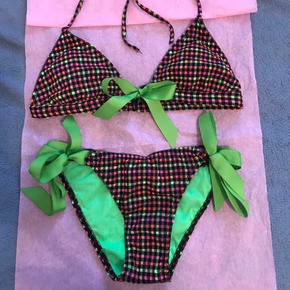 Bathing suit - Picture 2 of 3