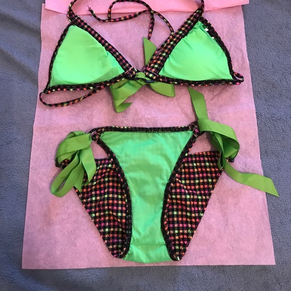 Bathing suit - Picture 3 of 3