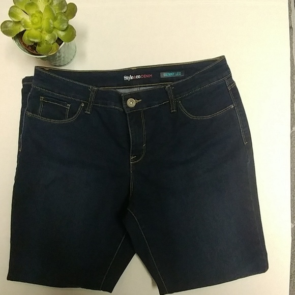 Style & Co. Denim Skinny Leg jeans (14P) - Picture 2 of 5