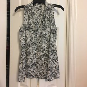 Violet & Claire Flowy V-Neck Blouse