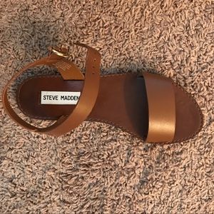 Steve Madden Donddi sandal