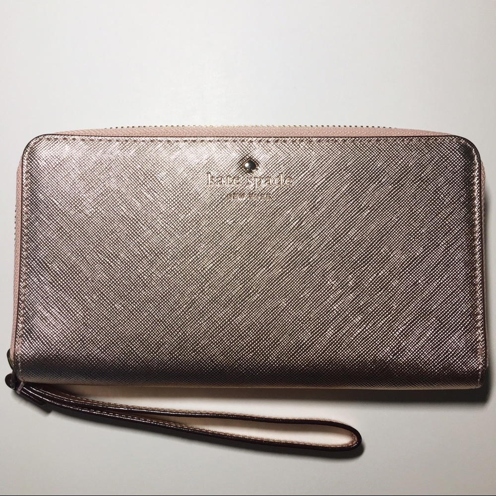 Kate Spade Wristlet in Rose Gold