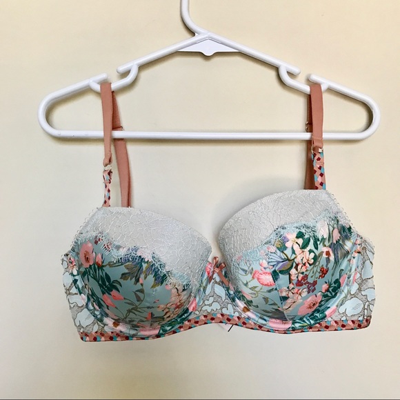 Victoria's Secret Other - Victoria's Secret Bohemian Bra