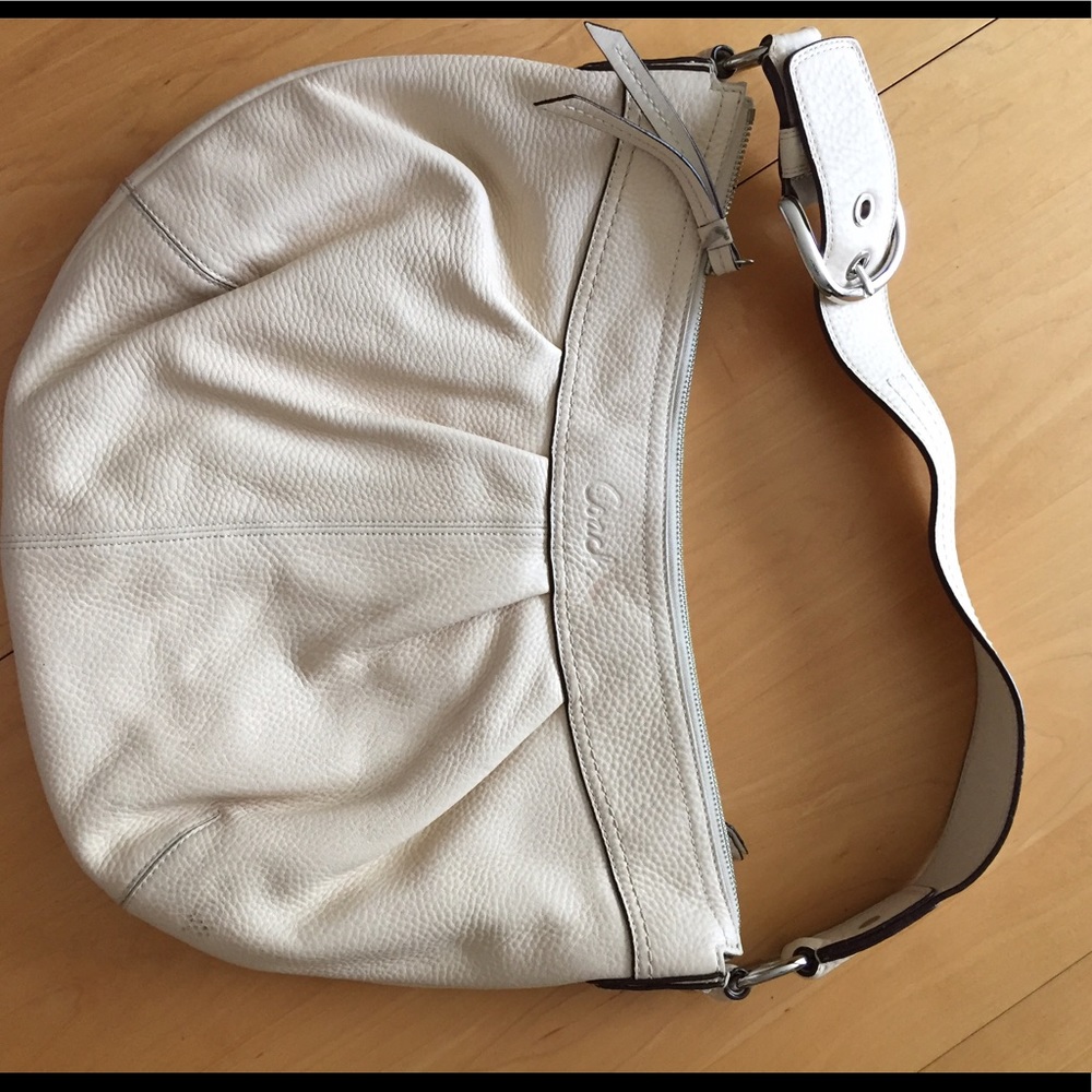 PERFECT CONDITION white leather coach bag!!