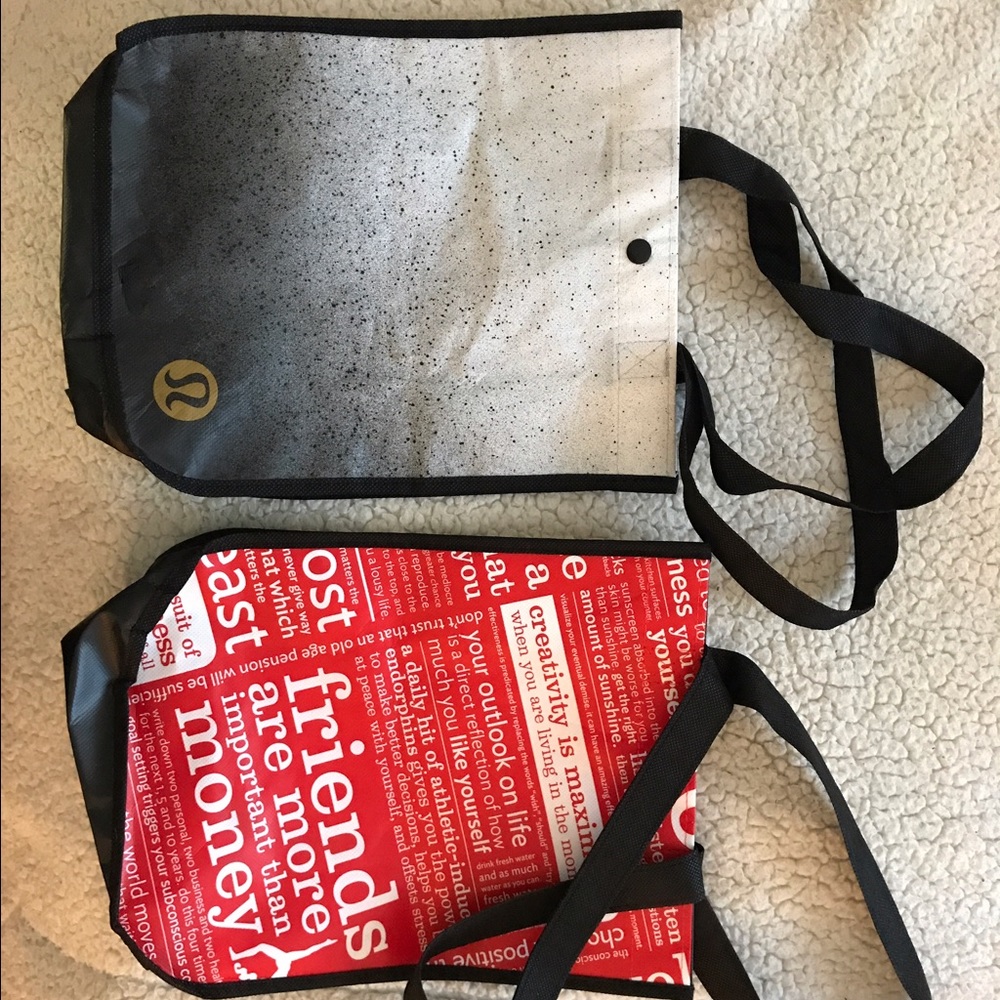 LULULEMON - shopping bags