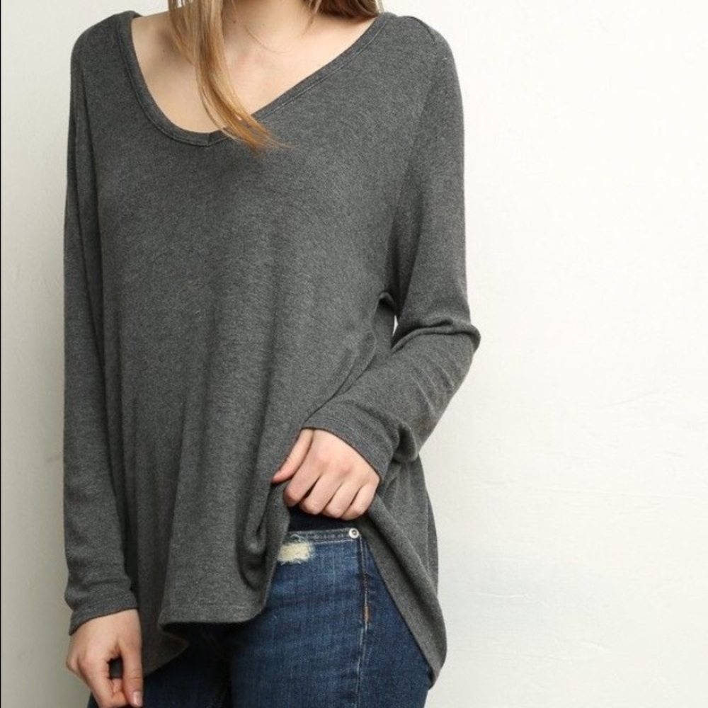 Brandy Melville Bobbie Top Oversized Knit Sweater
