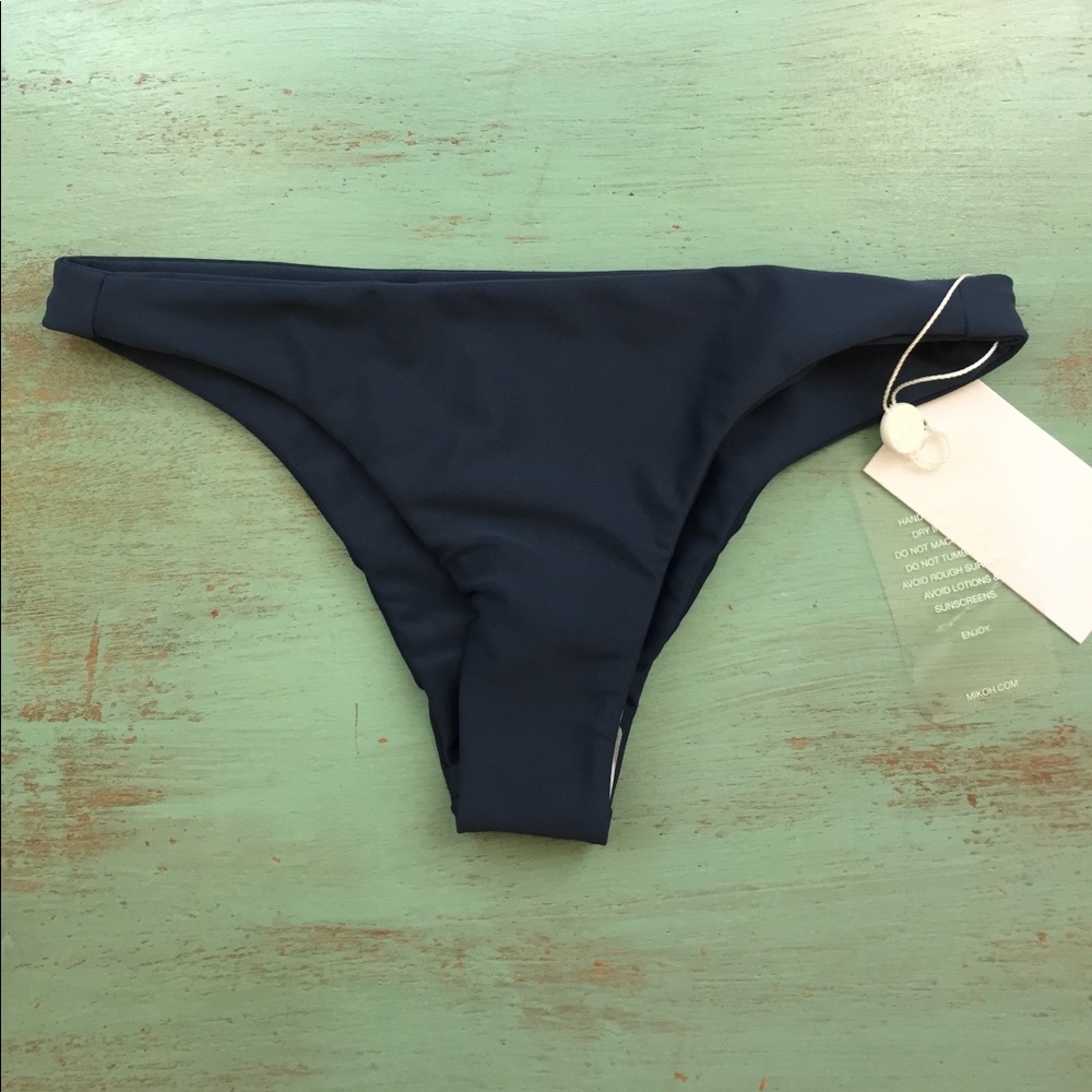 Miyako Classic bottom