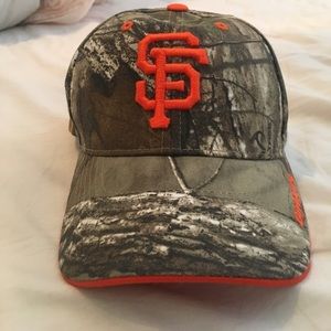 San Franscisco Giants camo hat
