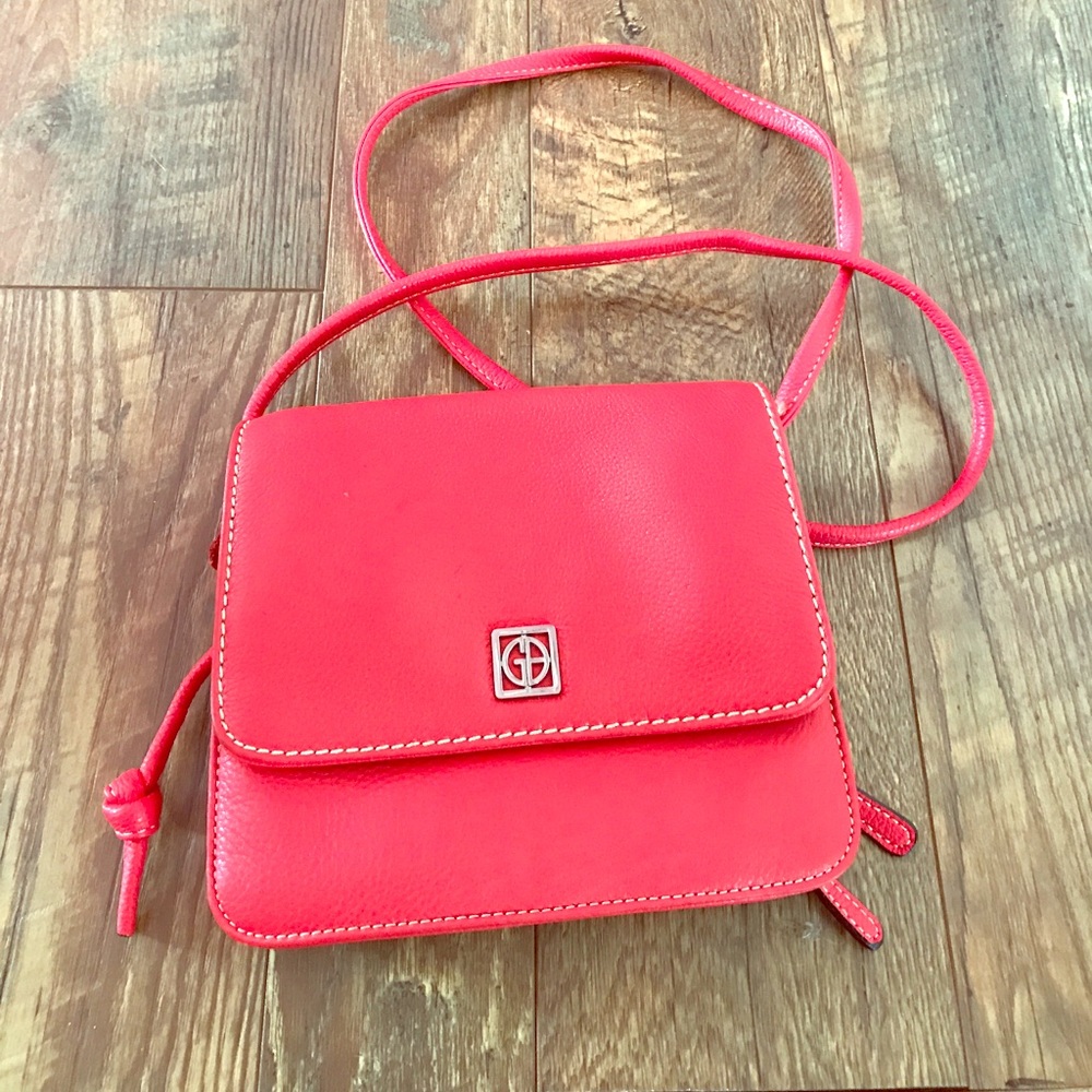 Red never used Giani Bernini cross body