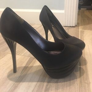 Bebe platform black satin shoes size 8