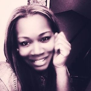 Meet your Posher, Denise