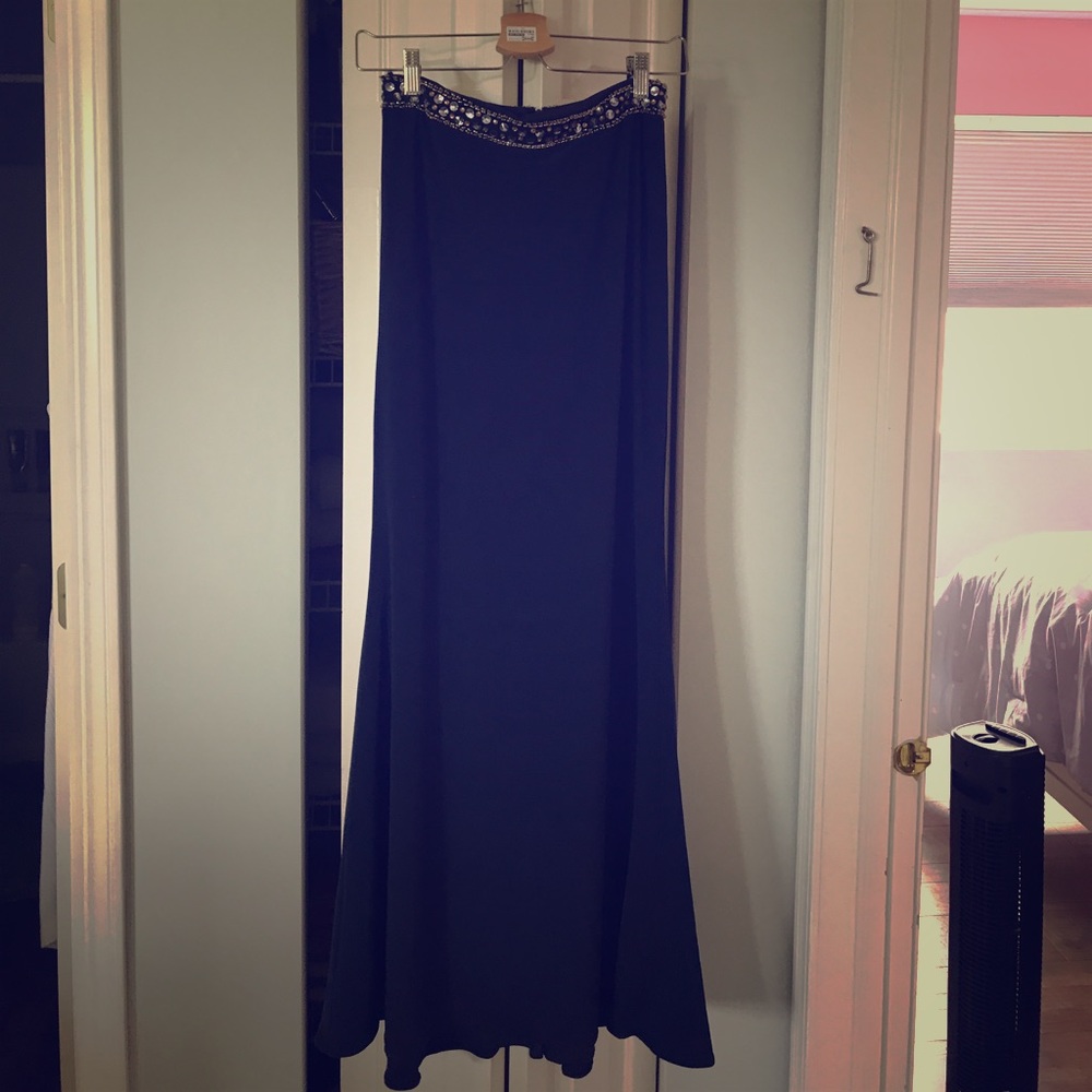 Two-piece gorgeous prom dress. size 4