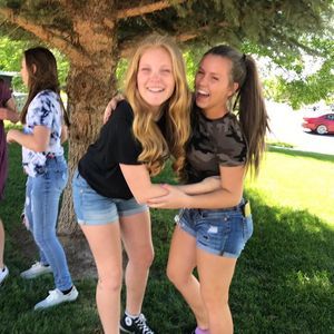 Meet your Posher, Olivia