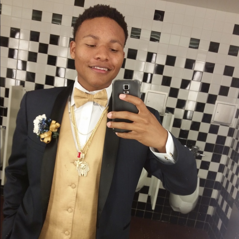 Meet your Posher, Depree