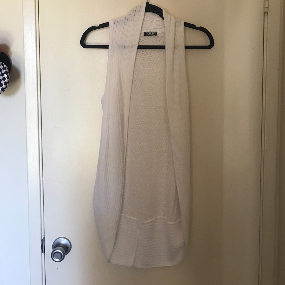 Gabriel New York white knit wrap