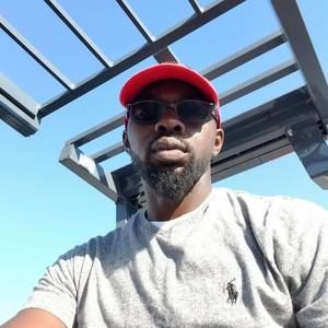 Meet your Posher, Darien