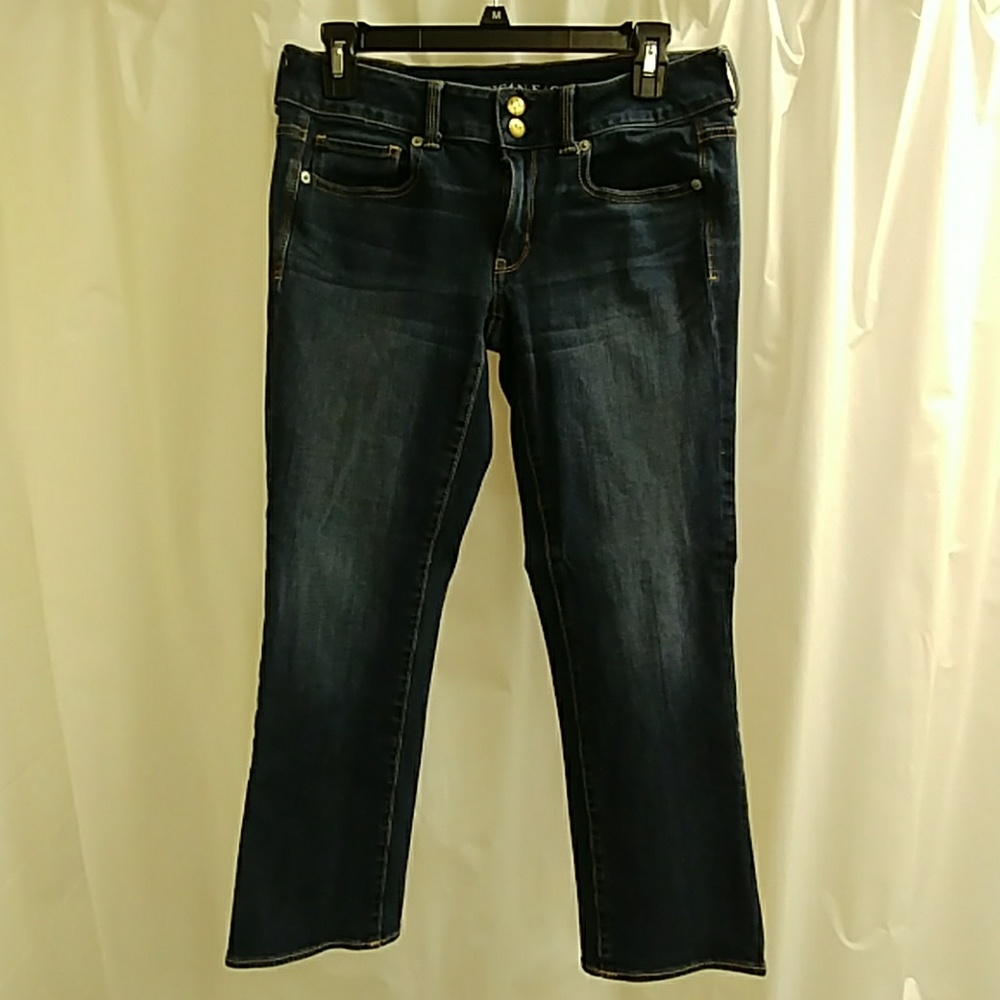 American Eagle artist crop