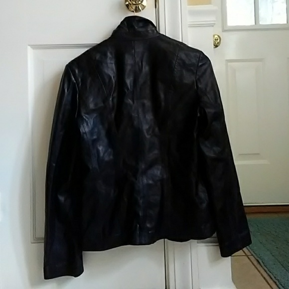 Leather jacket - Picture 2 of 3