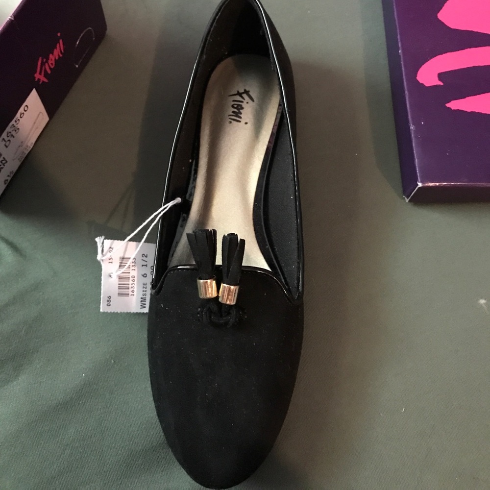 Black flats