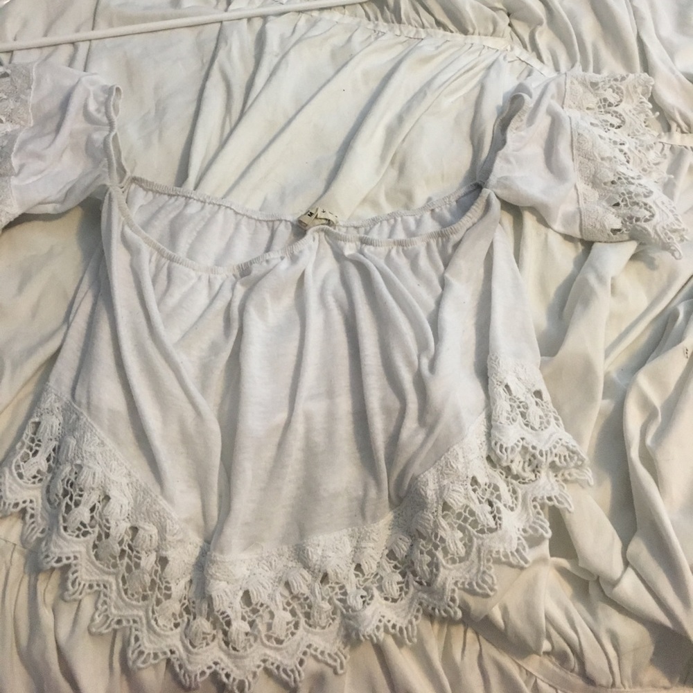 LA hearts white off shoulder crop shirt