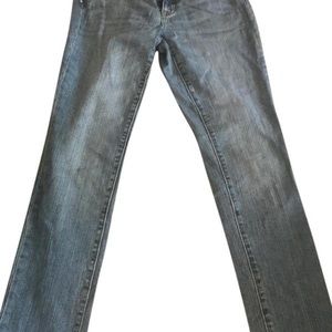 Size 2/26 gap premium skinny jeans