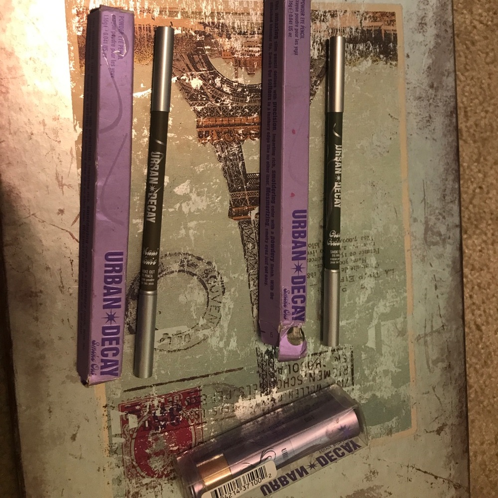 Urban decay eye pencil x2 and pigment