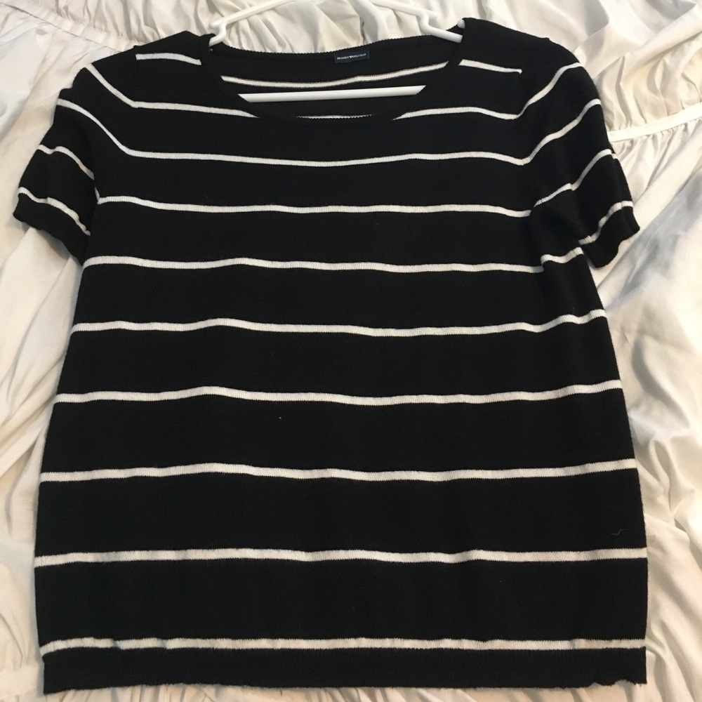 Brandy Melville shirt