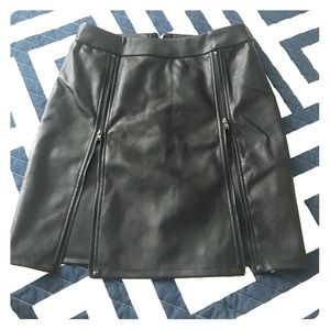 LEATHER SKIRT