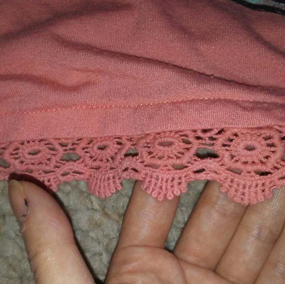 Red Camel Tank Top - Picture 3 of 3