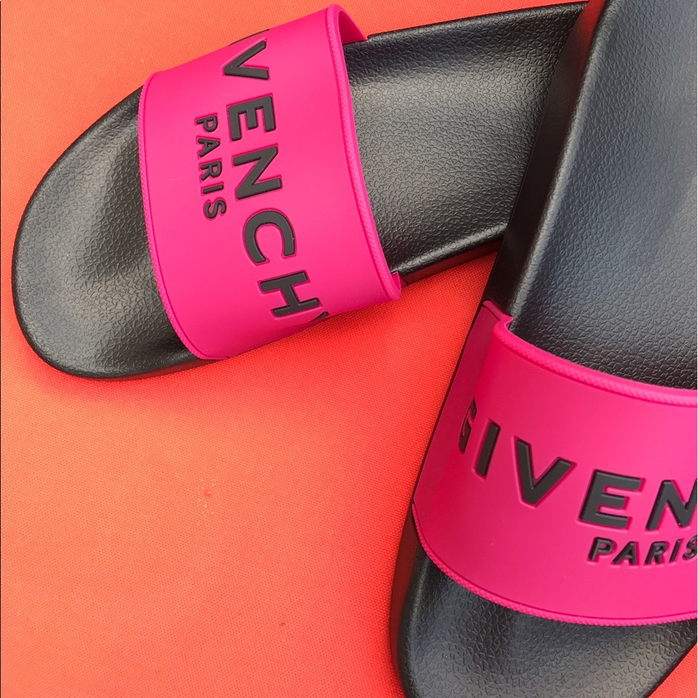🚫SOLD🚫 Givenchy Slides - Picture 1 of 4