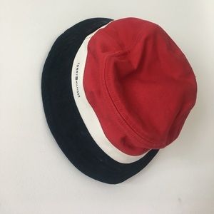 VINTAGE Tommy Hilfiger Bucket Hat