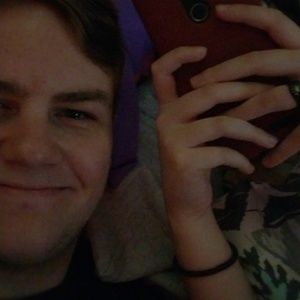 Meet your Posher, Logan