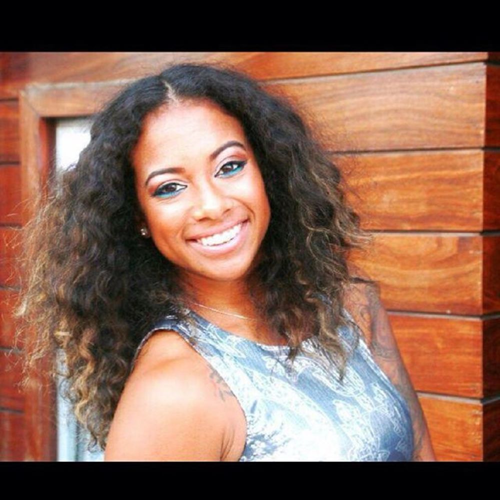 Meet your Posher, Alexis