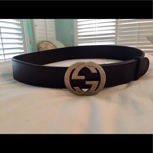 Gucci leather belt (authentic)