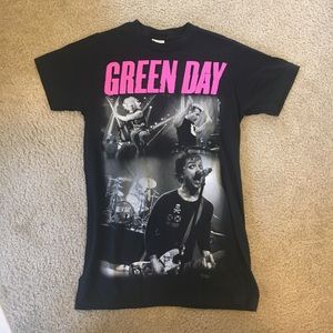 Green Day band tee