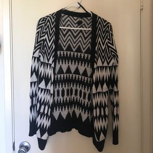 Forever 21 Geometric Print Sweater