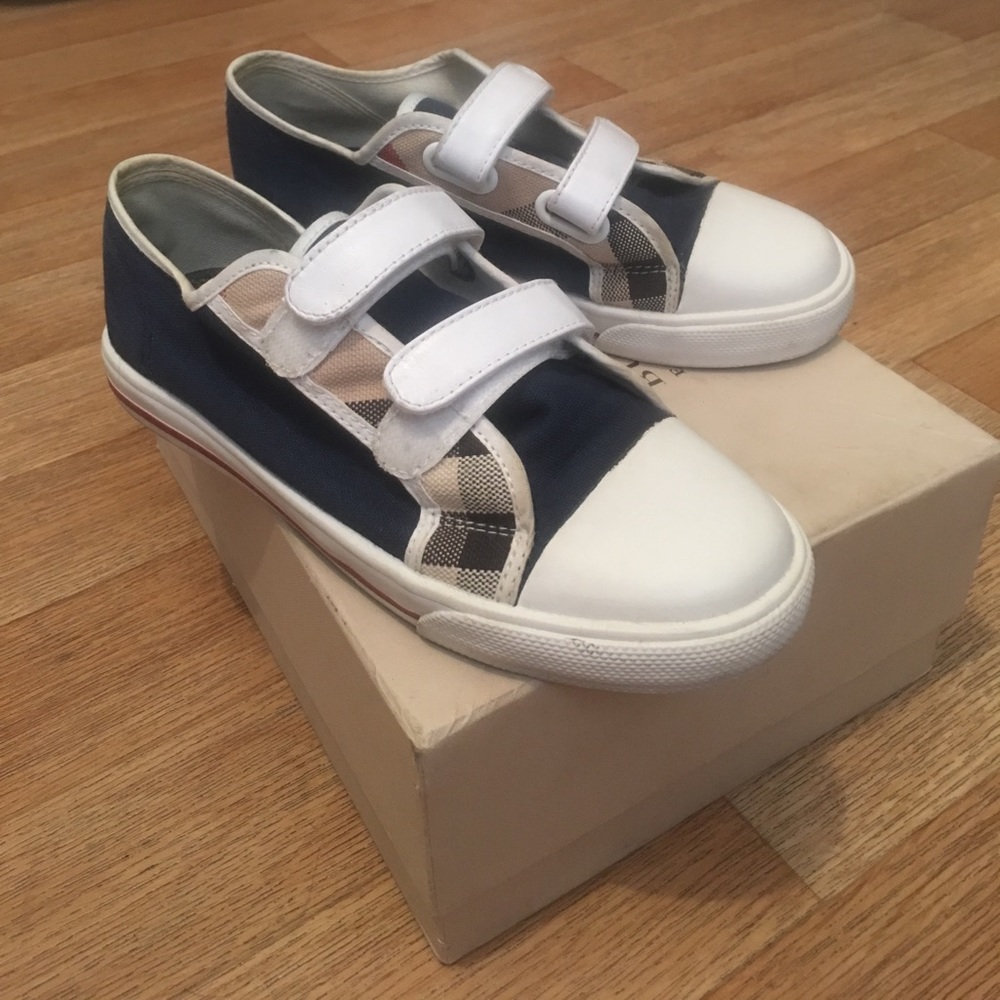 Burberry sneakers