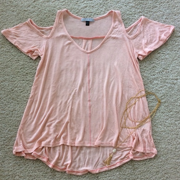 ❤️1 Med❤️Gorgeous Peach Cold Shoulder Top - Picture 5 of 6