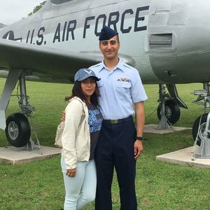 Meet your Posher, Raymond