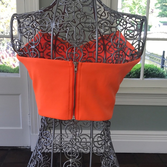 LF NWT CORAL CROP TOP - Picture 2 of 3
