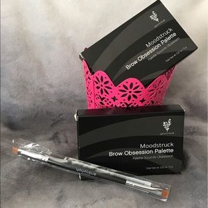 NIB Brow Obsession Palette in Brunette