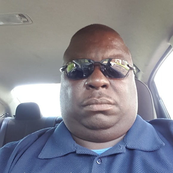 Meet your Posher, Mark - Picture 1 of 1