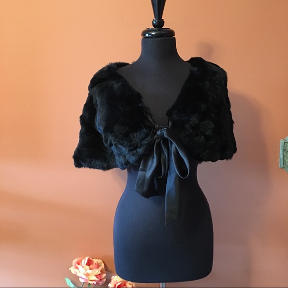 Valerie Stevens Jackets & Blazers - Valerie Stevens Rabbit Wrap/Cape/Stole