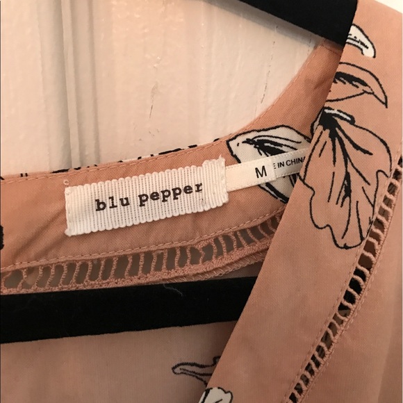 Floral romper - Picture 2 of 4