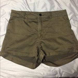 Olive toned shorts