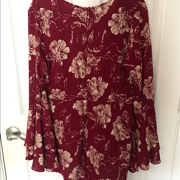 Plunging floral romper - Picture 4 of 4