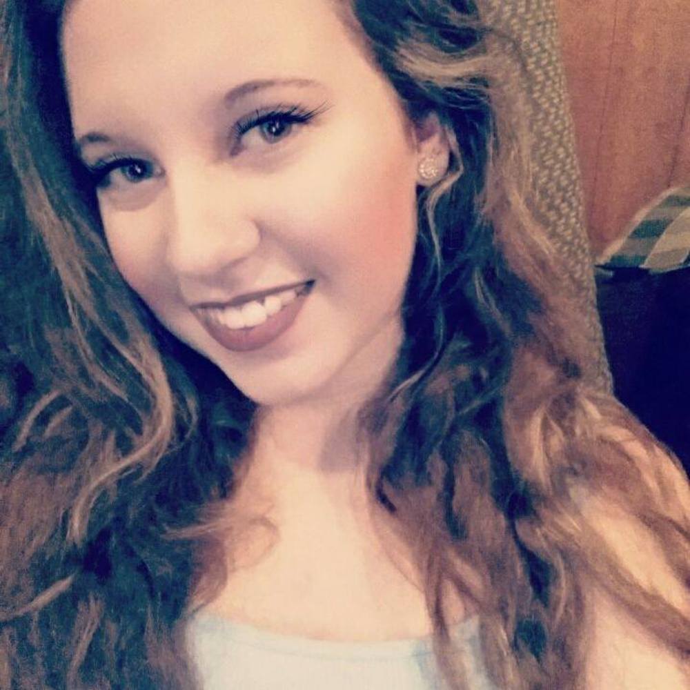 Meet your Posher, Destini
