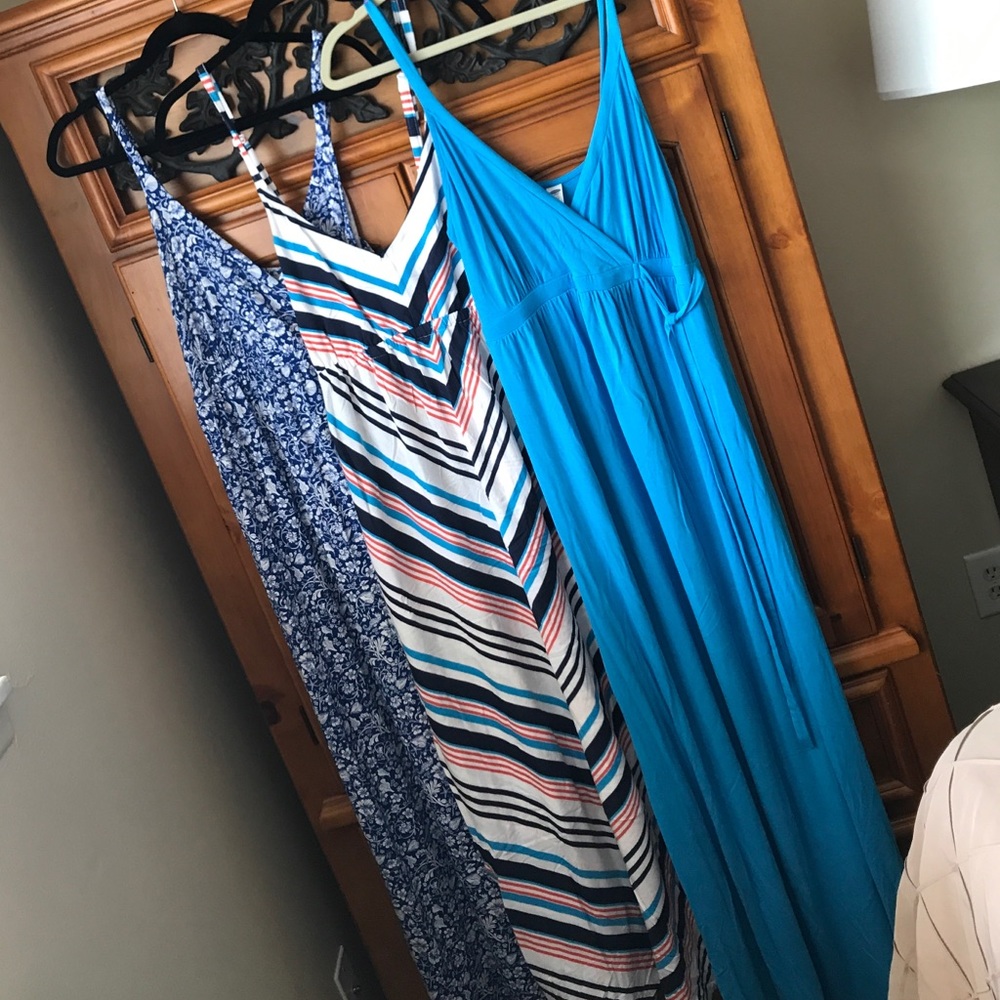 Old navy summer maxi dresses size medium