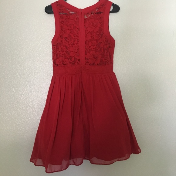 Red homecoming dress! - Picture 2 of 2